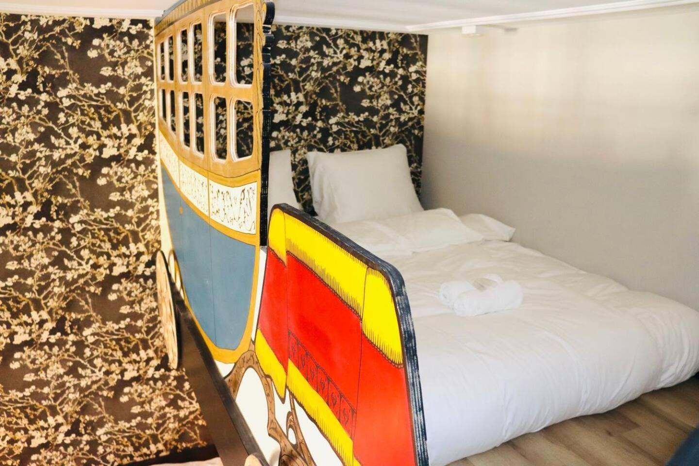 Child Favorite Coach House City Villa 튈뷔르흐 외부 사진