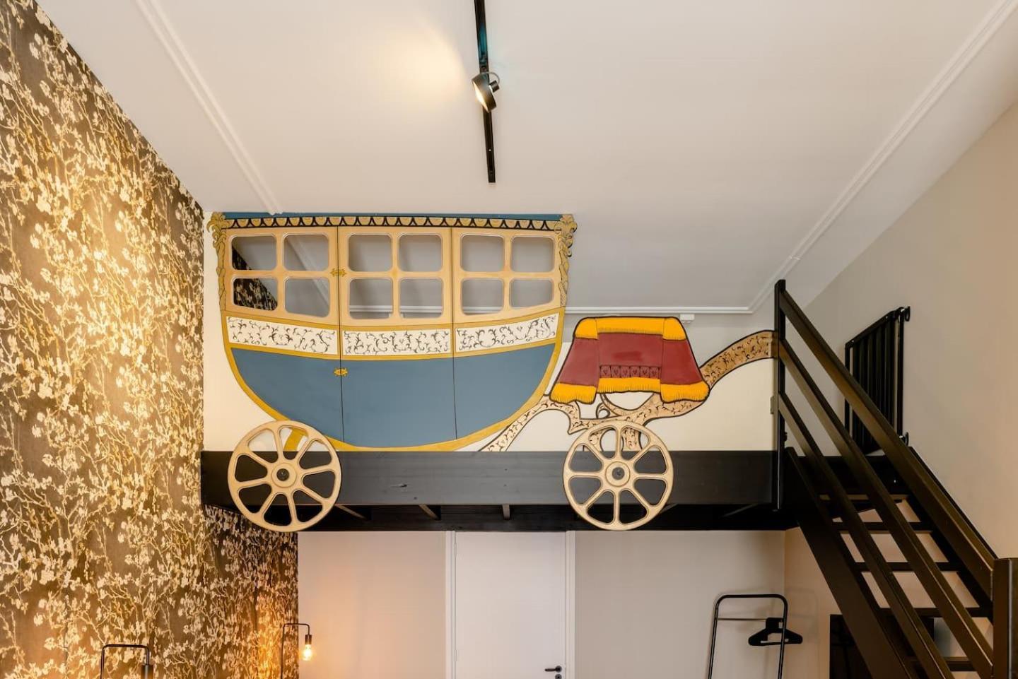 Child Favorite Coach House City Villa 튈뷔르흐 외부 사진